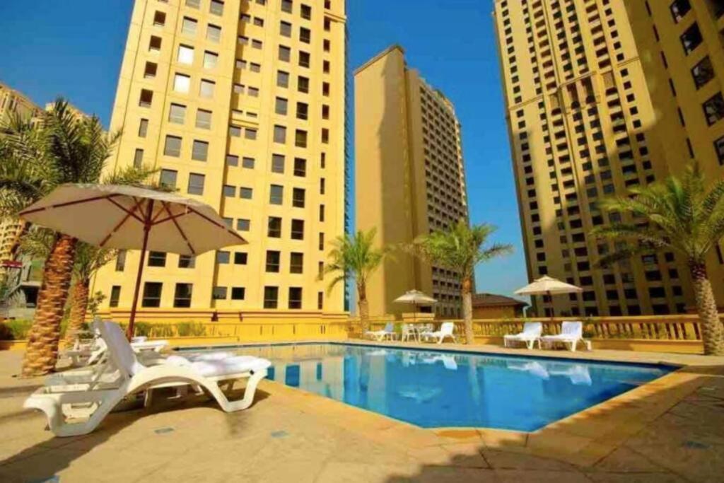 The Premium Jbr Sea View Luxury Suite Awarded "Traveller Award 2025" Дубай Экстерьер фото